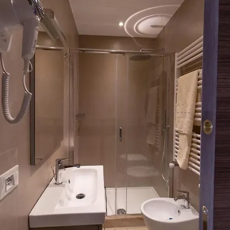 公寓 Teatro Sullo Stretto 墨西拿